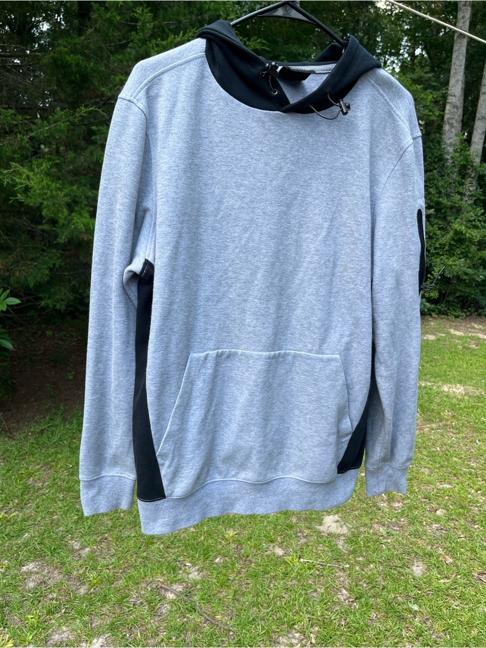 Men's Gray Pullover Hoodie with Black Contrast Details